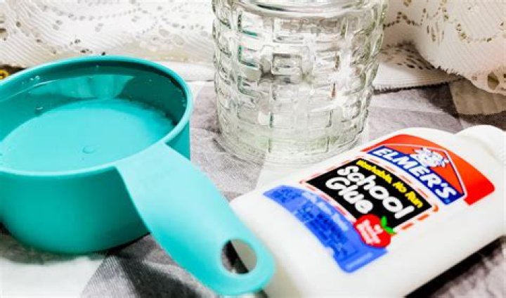 Can I use wood glue to make Mod Podge?