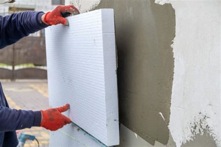 Can polystyrene be used as wall insulation?