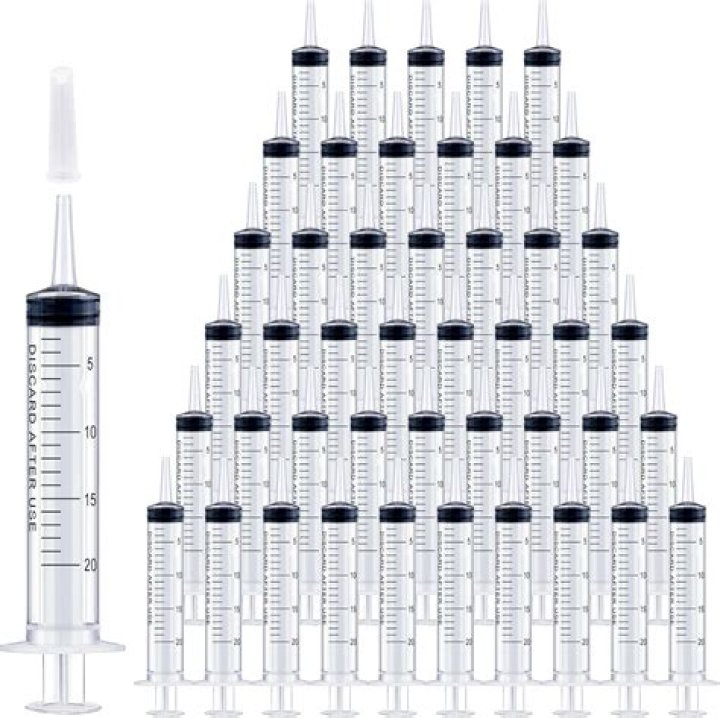 Can you buy syringes over the counter in Illinois?