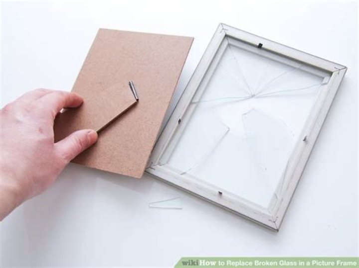 Can you replace broken glass in picture frame?
