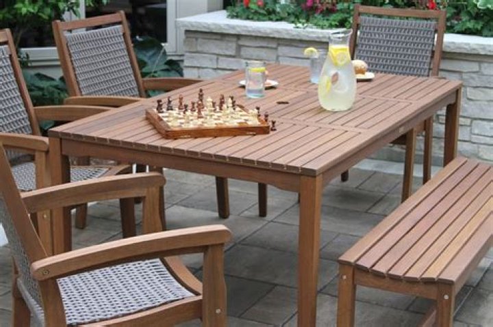 Does eucalyptus make good outdoor furniture?