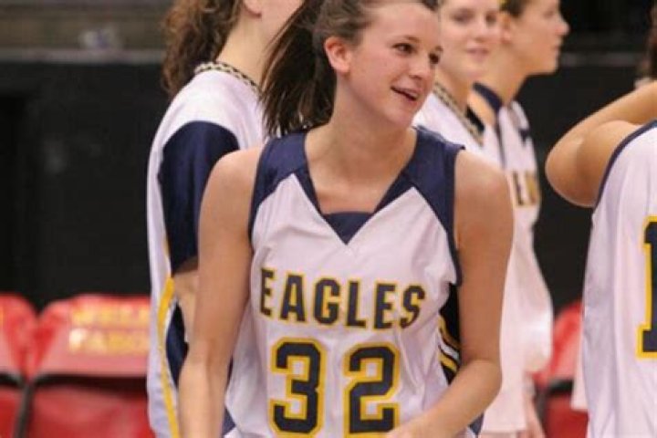 How did Kevin McHale's daughter die?