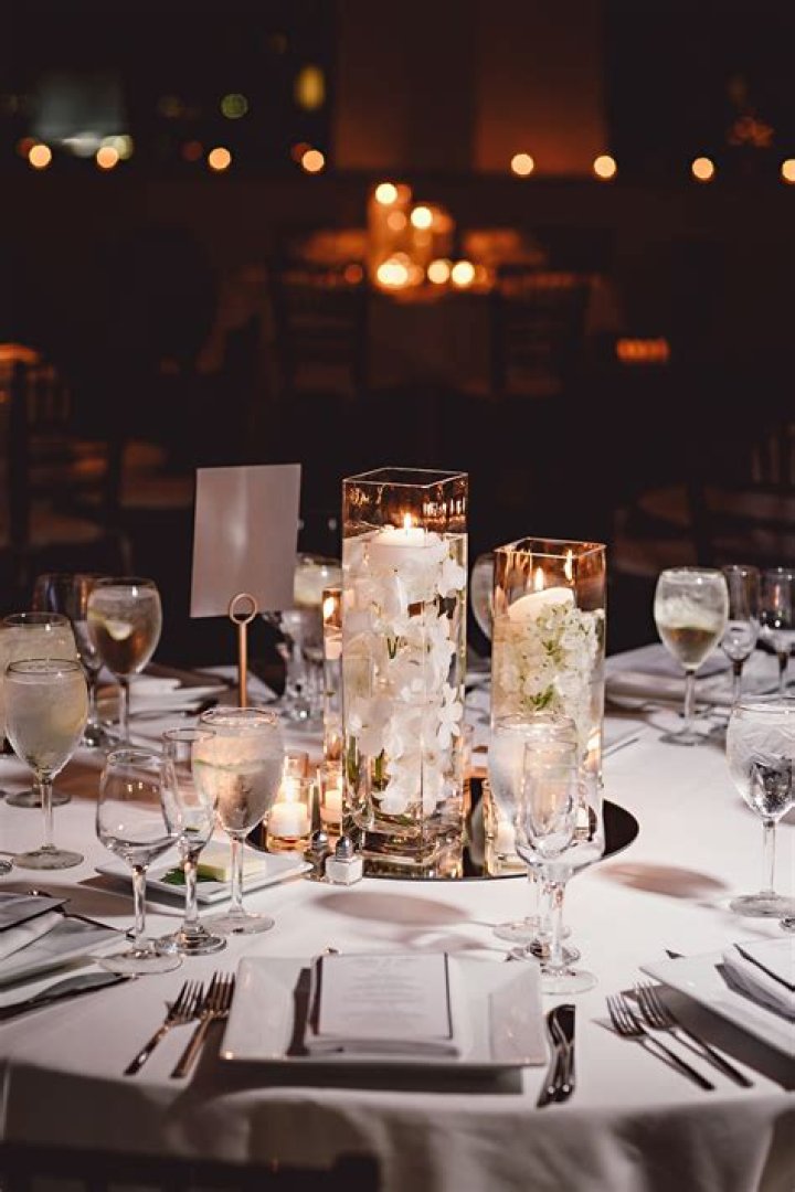 How do you do a simple wedding reception?