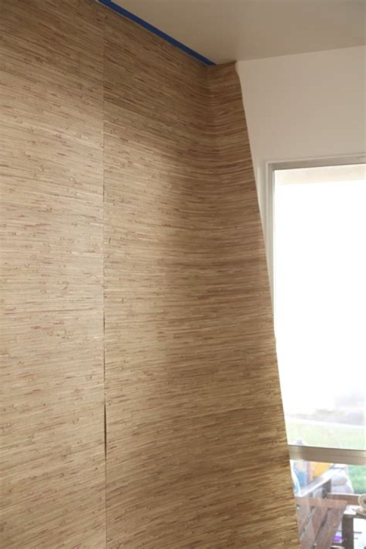 How do you hang wallpaper on Grasscloth?