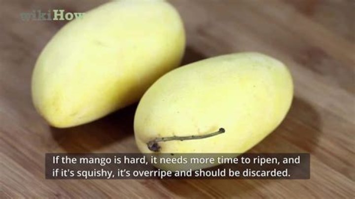 How do you tell if a Kent mango is ripe?