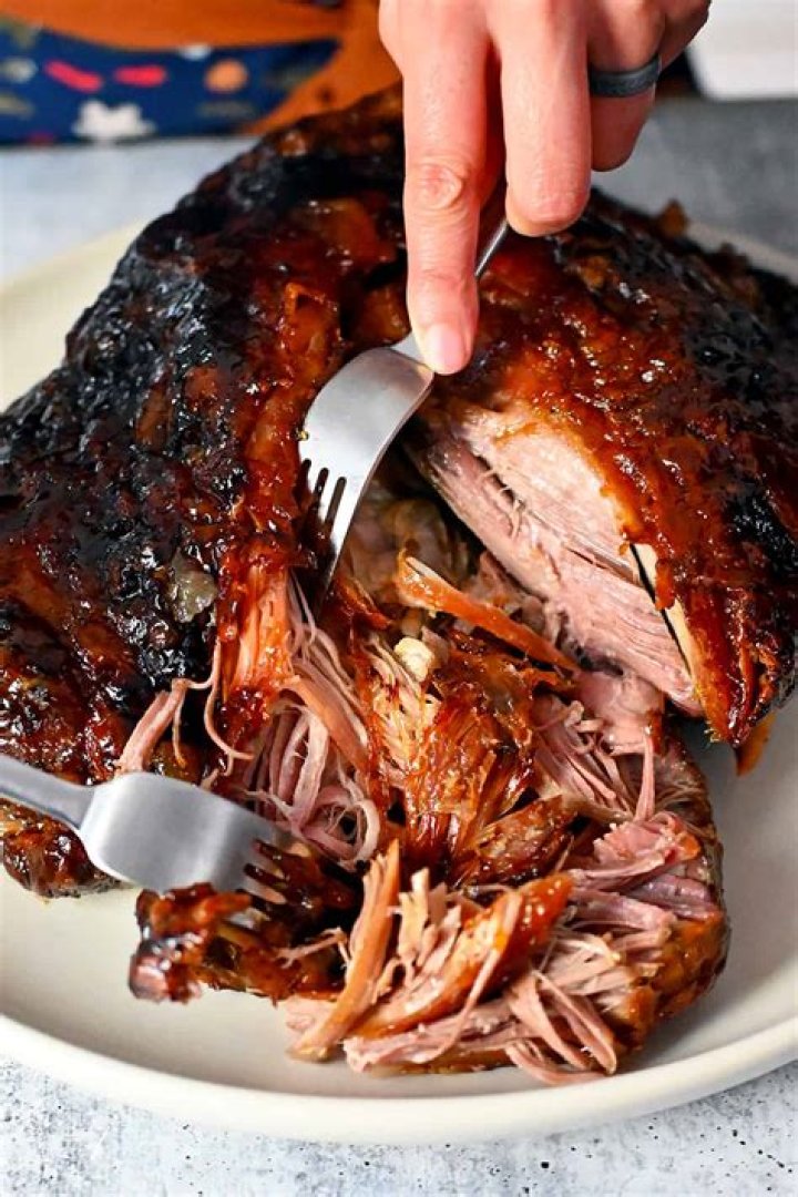 How long does it take to cook pork shoulder?