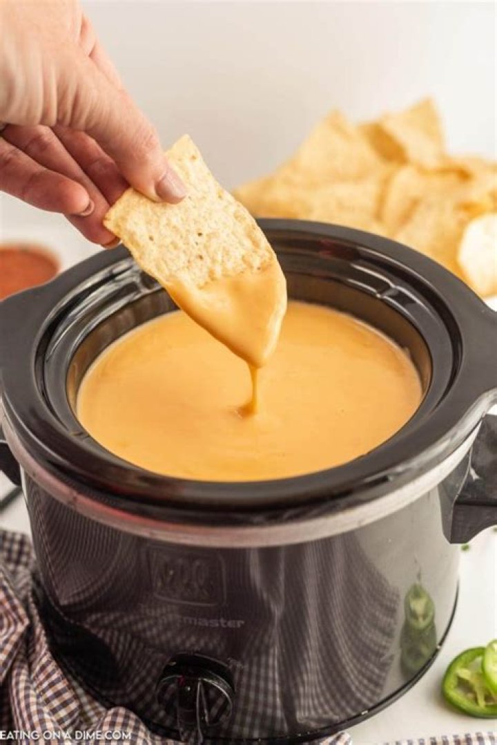 How long does it take to make nacho cheese in crock pot?