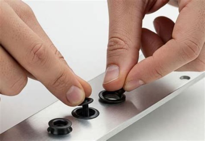 How many grommets are in a panel?