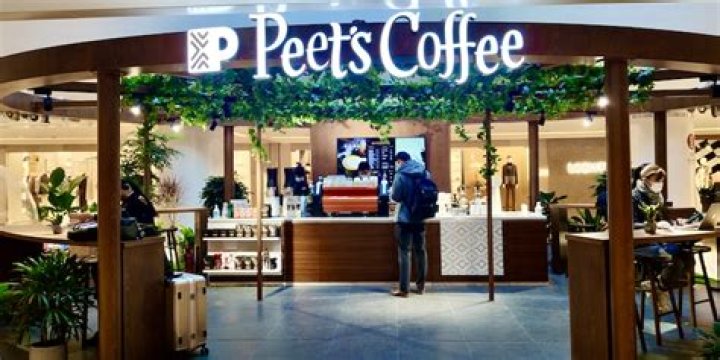 How many shots are in a Peet's latte?