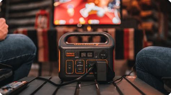 How many watts does an electric blanket use?