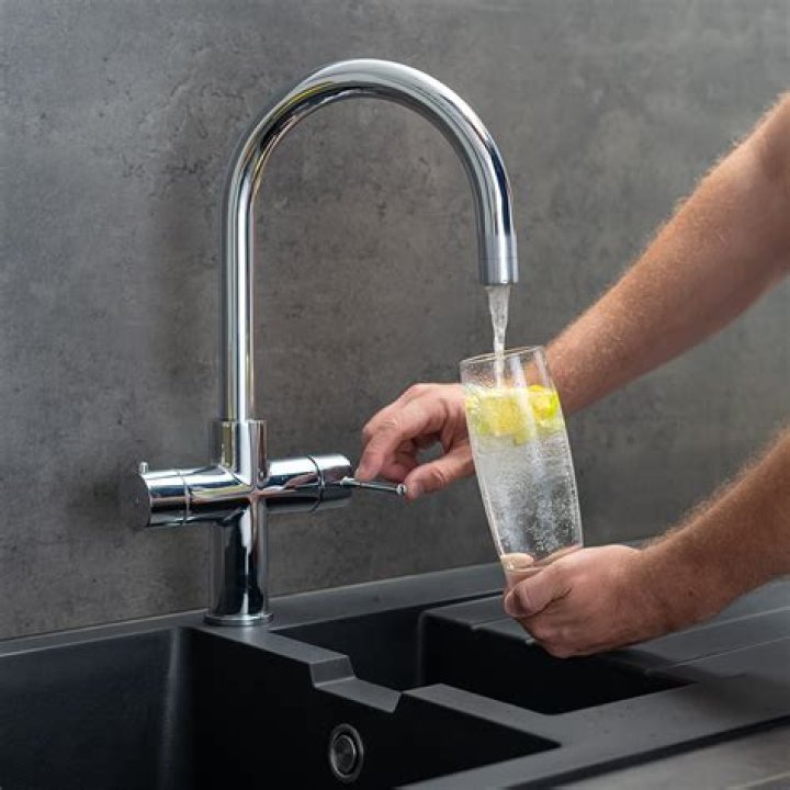 How much does it cost to install a sparkling water tap?