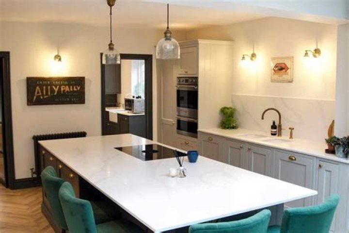 How much value does an annexe add?