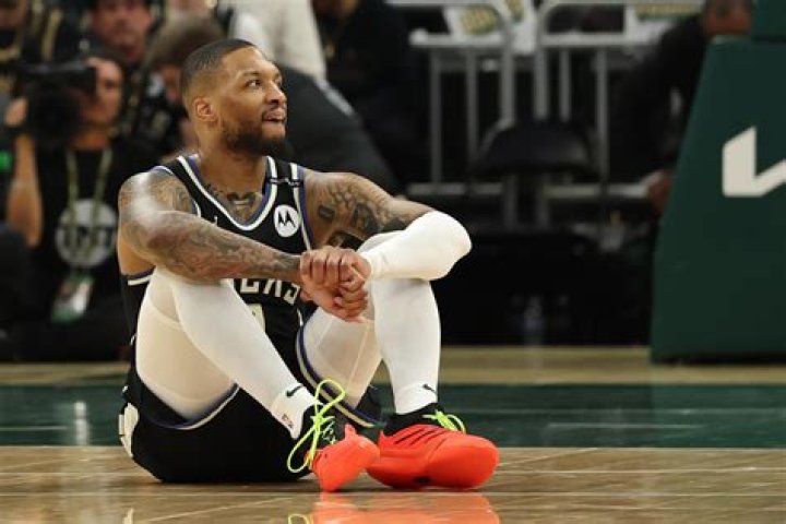 Is Damian Lillard injured?
