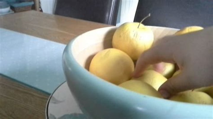 What can I do with rotten apples?