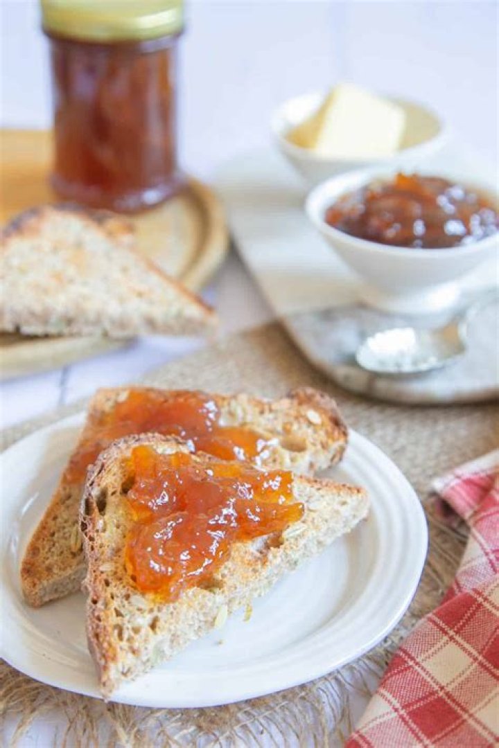 What can I use instead of muslin in marmalade making?