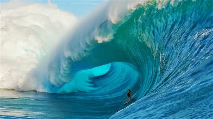 Where can I see Mavericks waves?