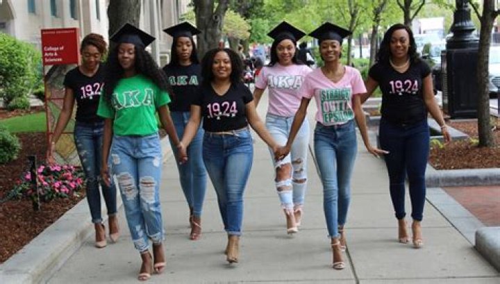 Who are the 20 pearls of AKA?