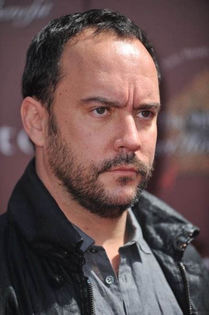 Who looks like Dave Matthews?