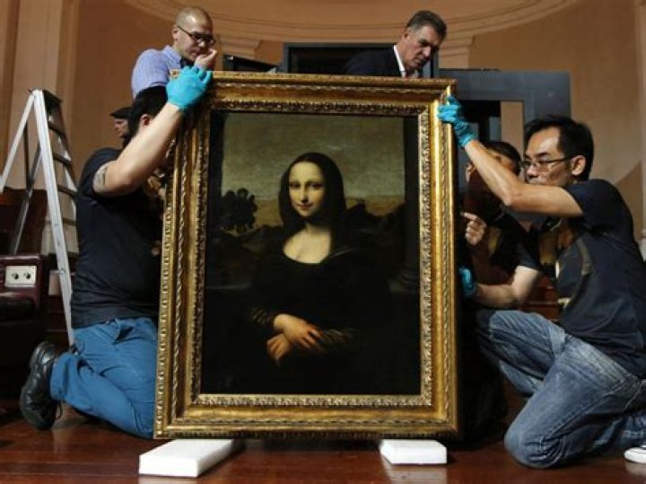 Who painted Mona Lisa in which year?