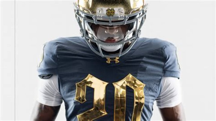 Who wore #9 for Notre Dame?